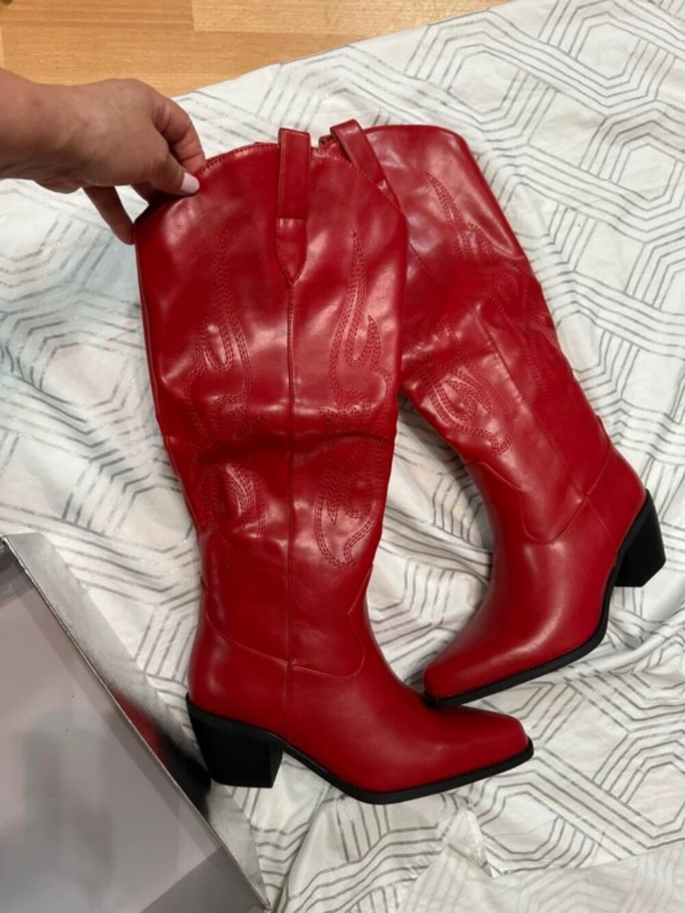 Boot for women size 6.5 red